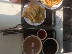 -劈柴院锅贴(沈阳路店)