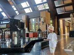 -三亚湾海居铂尔曼度假酒店