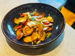 -半山腰·云南菜(侨福芳草地店)