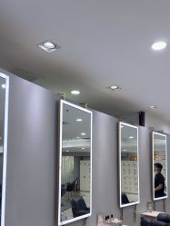 -八佰伴8008星级形象店