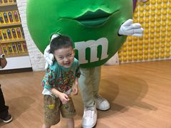 -m豆巧克力世界(上海世茂广场店)