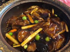 特色鲜菇面筋煲-功德林(南京西路店)