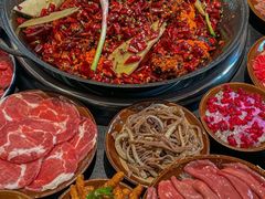 -渝嘴小老弟老火锅(华新村店)