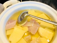 -黔蘑菇四季餐厅(观山湖店)