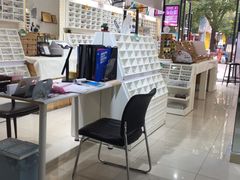 -诺柯视眼镜-蔡司依视路官方工厂店(淞南一店)