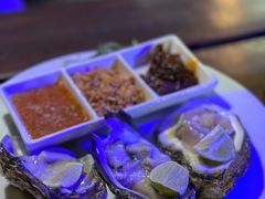 -Green Tree Rest. & Pub