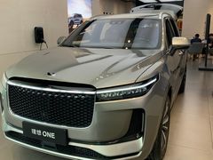 -理想汽车(世纪汇店)