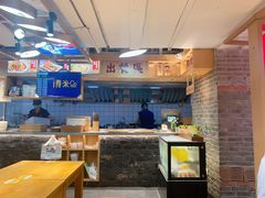 大堂-呷佬·长沙手工米粉(金沙江路店)