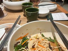-渝是乎酸菜鱼·川渝小炒(新世界百货望京店)