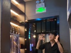 -屋有岛沉浸游戏旗舰店(中山公园店)