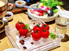 番茄脆菇沙拉-小大董·烤鸭(五棵松店)