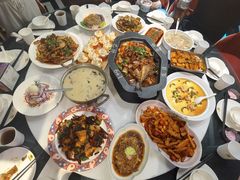 -巴特餐饮6加1音乐餐吧·新疆菜