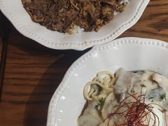 -CowCow其其·牛杂咖啡公司(六运店)