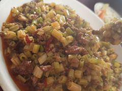 烂肉芹菜-野狗羊肉汤