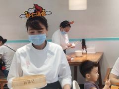 -诚铭记·虾仁汤包·成都小吃(融创店)