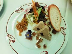 特制鹅肝酱配松仁苹果-马克西姆餐厅(崇文门店)