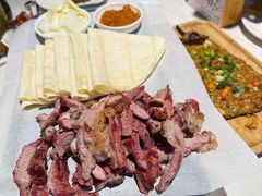 -小河公主秘制烤羊腿(小绿谷店)