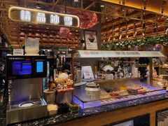 -汉江山料理级自助烤肉黑金冠(周口好吃城店)