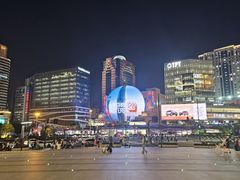 -港汇恒隆广场