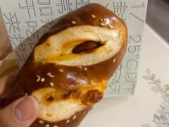 碱水肠-老梦面包CHEZMOREL(麦子店)