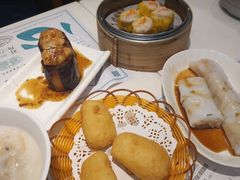 -点点心点心专门店(湾仔店)