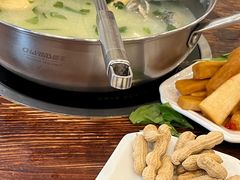 -正能量脆肉鲩火锅