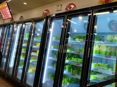 -杨老板·海鲜集市火锅·鲜切牛肉(中防万宝店)