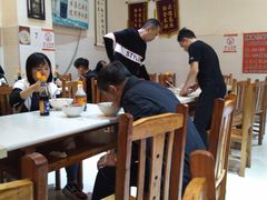 大堂-李兰英湖南面馆(护国路店)