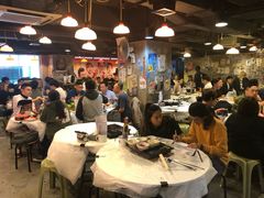 大堂-鲜入围煮花胶鸡海鲜火锅