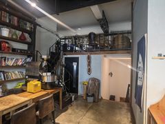 -房角石咖啡与书(吉大南校店)