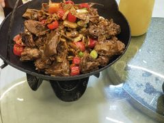 -刘姐啤酒鱼民族演艺餐厅(西街总店)