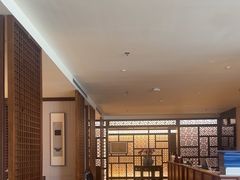 -静之湖湖畔餐厅