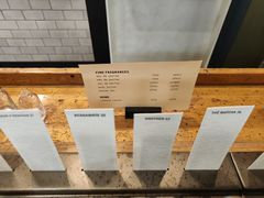 -王权免税店(廊曼机场店)