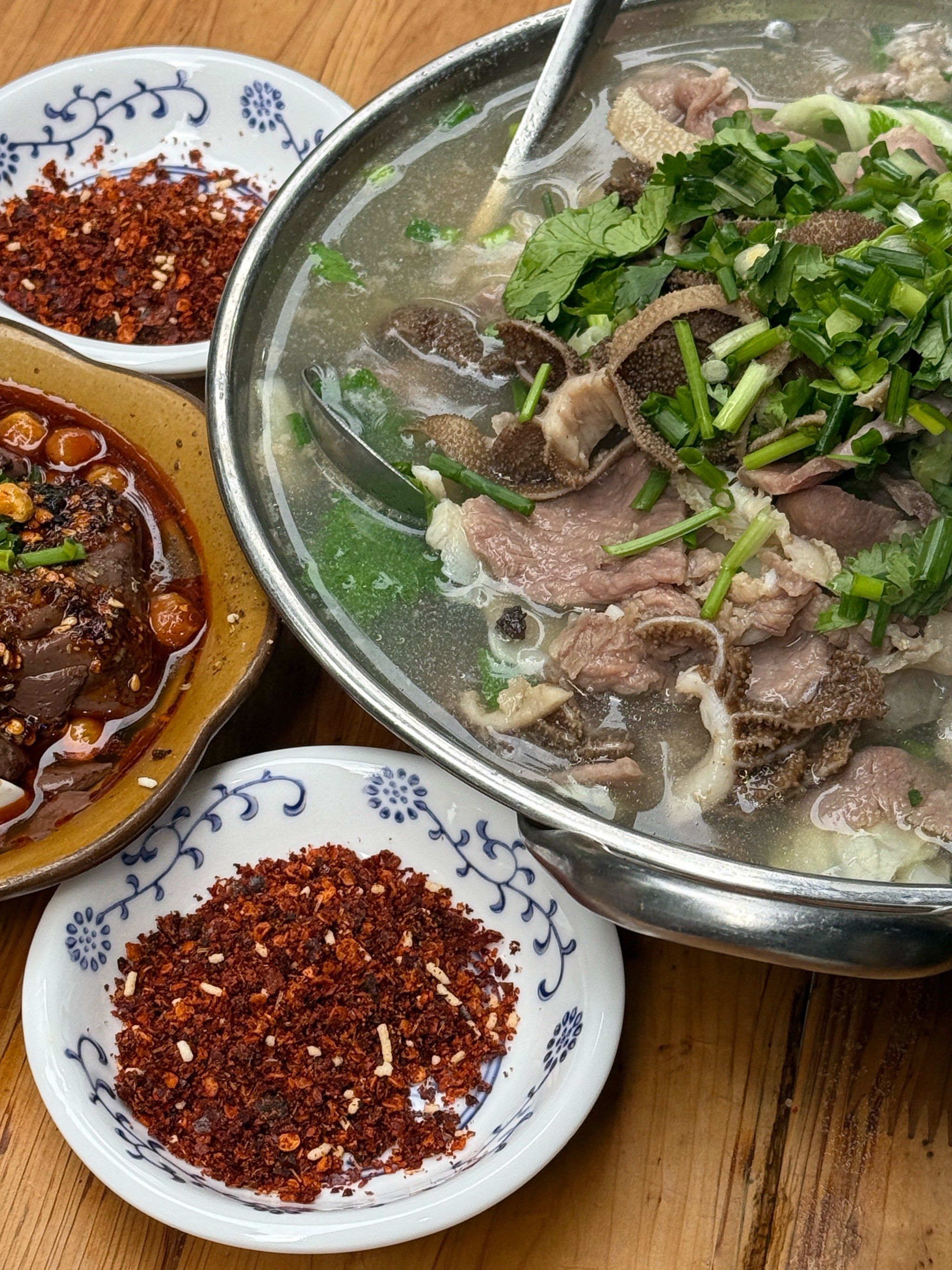 不吃会后悔的乐山美食