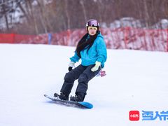 -中旅松花湖滑雪场