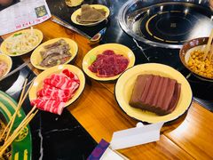 -巴隆门重庆老火锅(太湖路店)