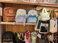 -百新书局(尚悦湾店)