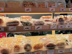 -小飞象面包公社(珠江路金鹰店)