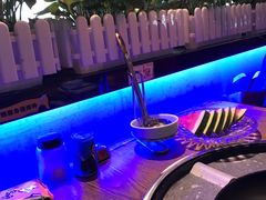 -三人行骨头王火锅(长寿店)