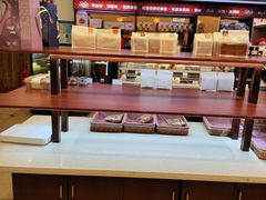 -红宝石·鲜奶小方·海派西点房(南丹店)