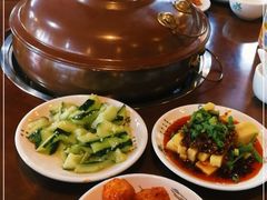 -岳记兴隆·青城腊排铜火锅(融创店)