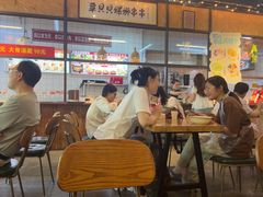 -丽丽三鲜螺蛳粉(田林路店)