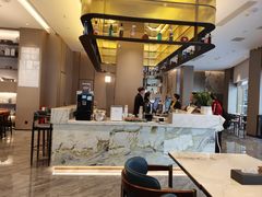 -宜致酒店(永庆坊彩虹桥地铁站店)