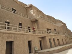 -敦煌石窟文物保护研究陈列中心