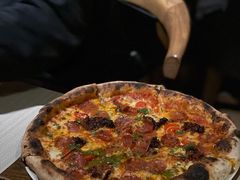 熏火腿肉芝麻菜披萨-Atto Primo