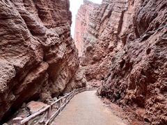 -天山神秘大峡谷