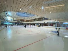 -陈露国际冰上中心(天津嘉里汇店)