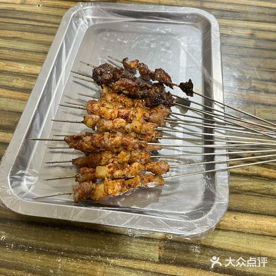 老耿烧烤串吧