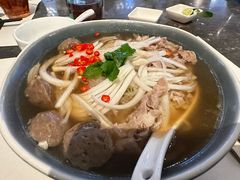 -港丽餐厅(高德置地店)