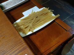 -洪焱重庆老火锅(万福花园店)